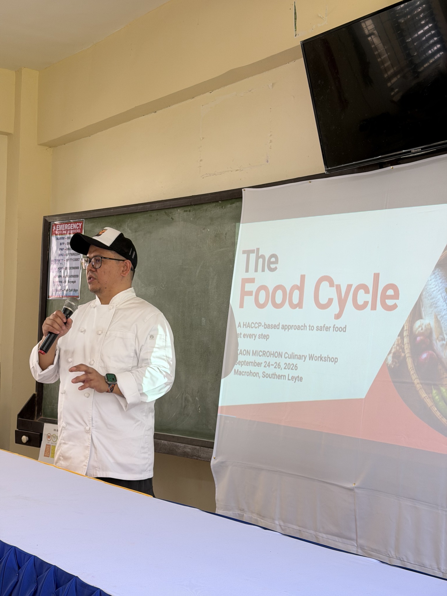 Food safety and food cycle discussion during PROJECT NEXT