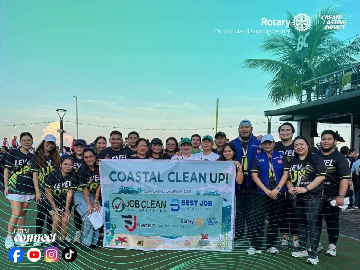 Rotary Club of Mandaluyong Central volunteers at Coastal Clean-Up 2026